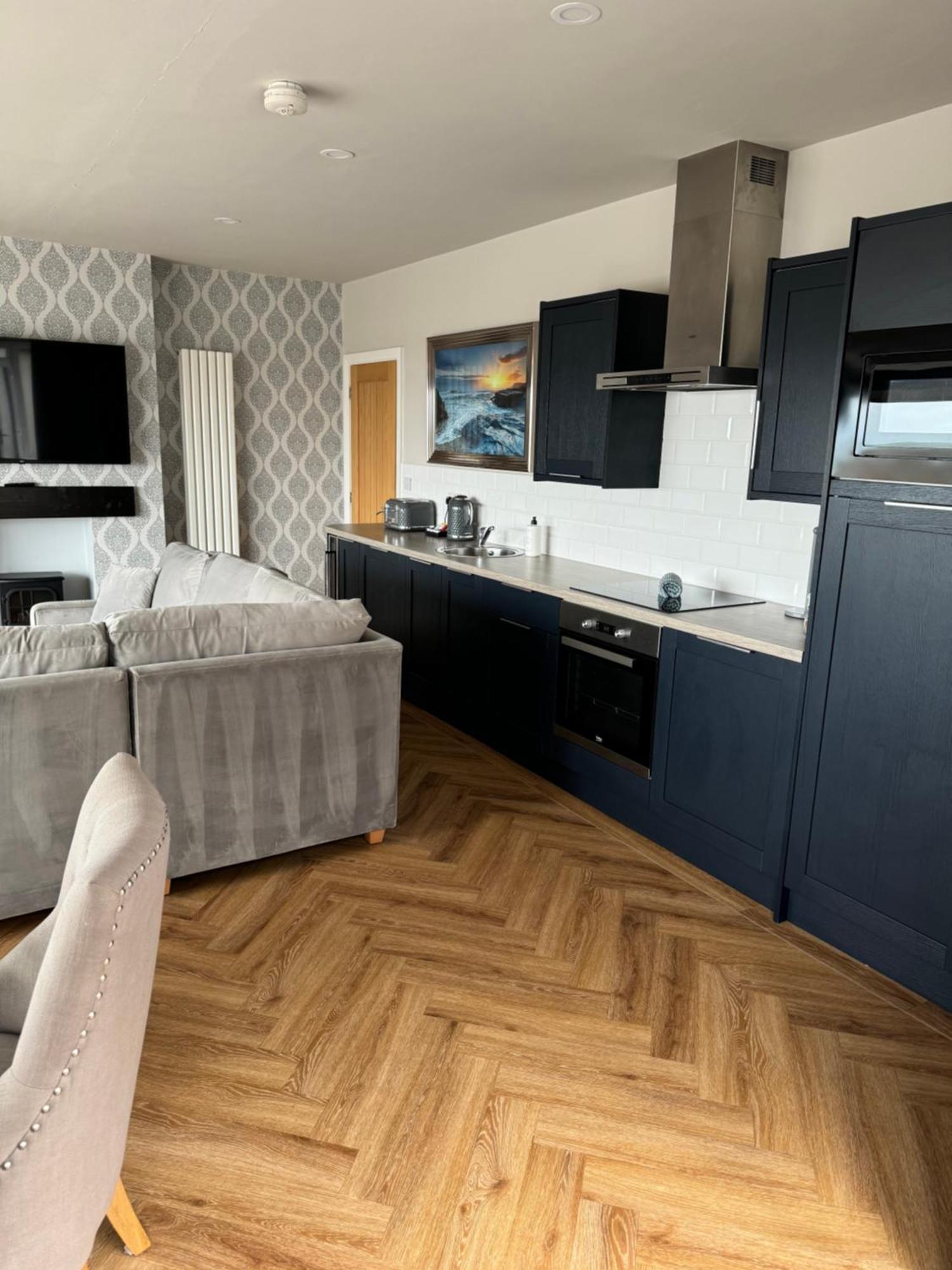Beach House Apartment On Ground Floor With Sea View - Pet Friendly Cleveleys Exterior photo